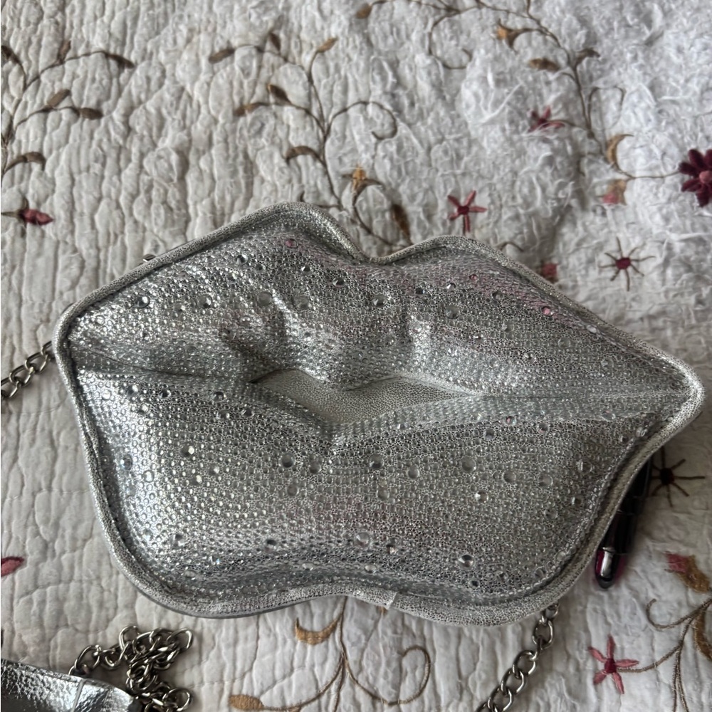 Silver Lip-Shaped Bag